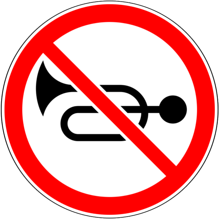 Знак 3.26. Подача звукового сигнала запрещена